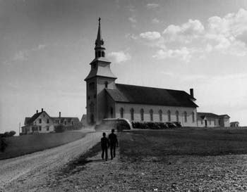 Église Sacré Coeur de Saulnierville : L'Acadien est toujours demeuré fidèle à sa foi