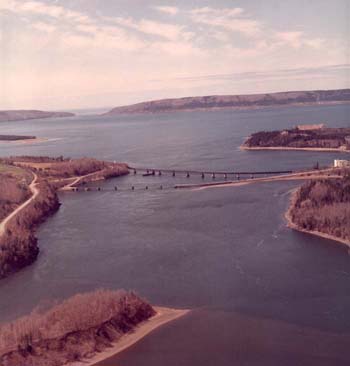 Vue aérienne du pont de Bear River